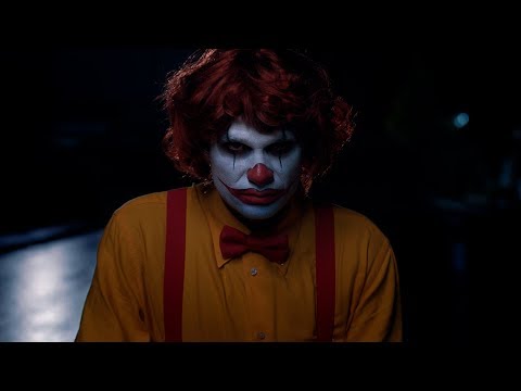 Ночь страшных клоунов в Бургер Кинг на Хэллоуин