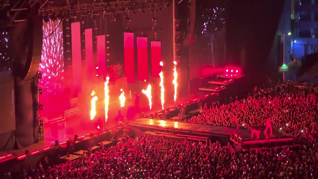 DISCIPLINA - LALI en Velez - Disciplina Tour