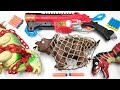 3 dinosaur head hunter with dino hunter gun tyrannosaurus rex triceratops dino battle