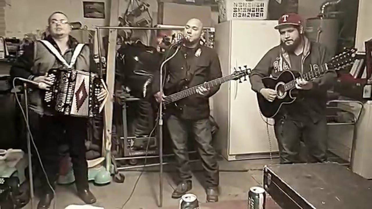 Ricardo y Jerry-Llevale Esta Carta A Esther