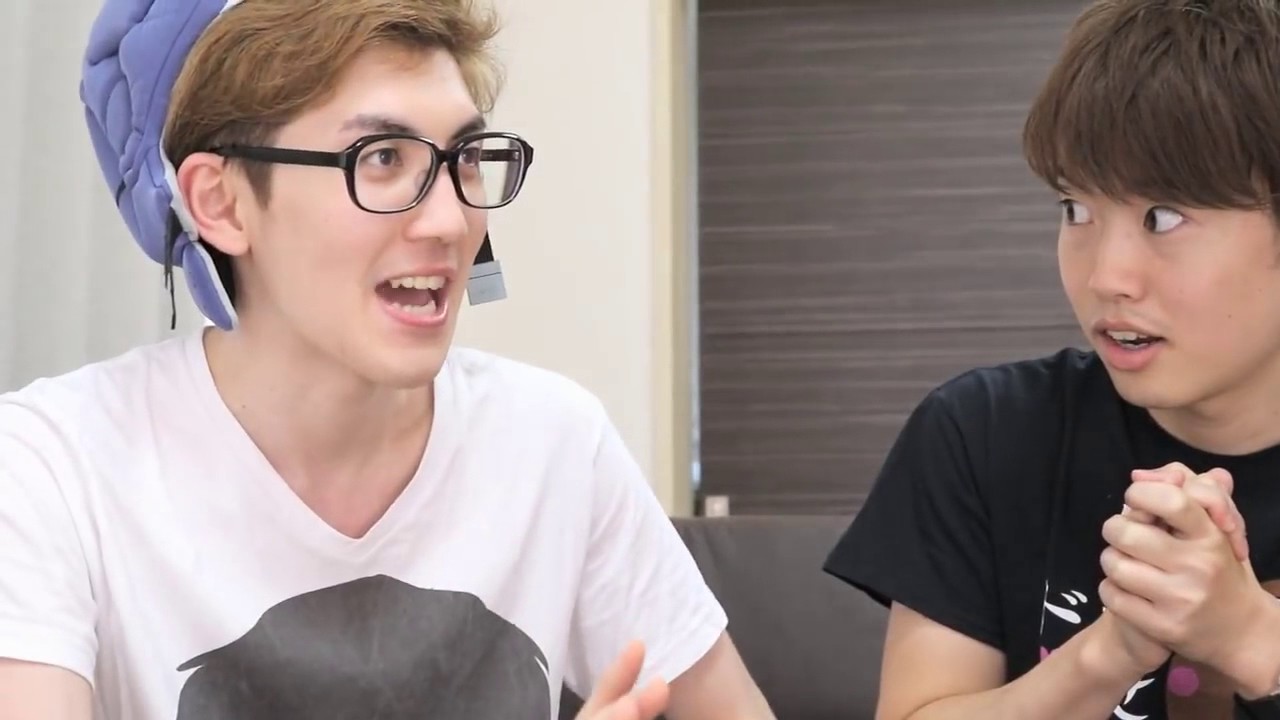 JAPANESE YOUTUBER ANSWERS YOUR WEIRD QUESTIONS YouTube