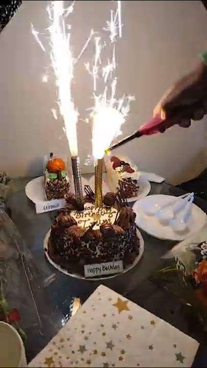 sparkling candle 🕯️ birthday cake 🎂