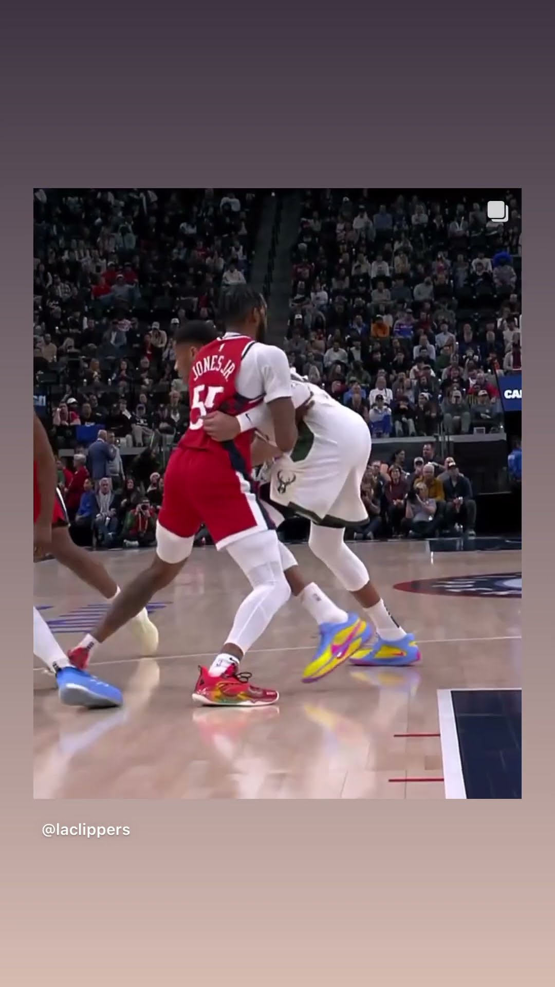 Kawhi killer crossover #hoodnews #kawhileonard #clippers #basketball #trending #kawhi #theclaw #how