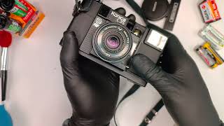 Konica C35 AF 35mm film camera compact ceras review load unload film