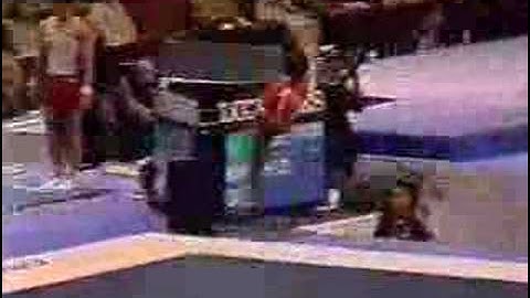 Layout 2 1/2 Twist punch Front 2