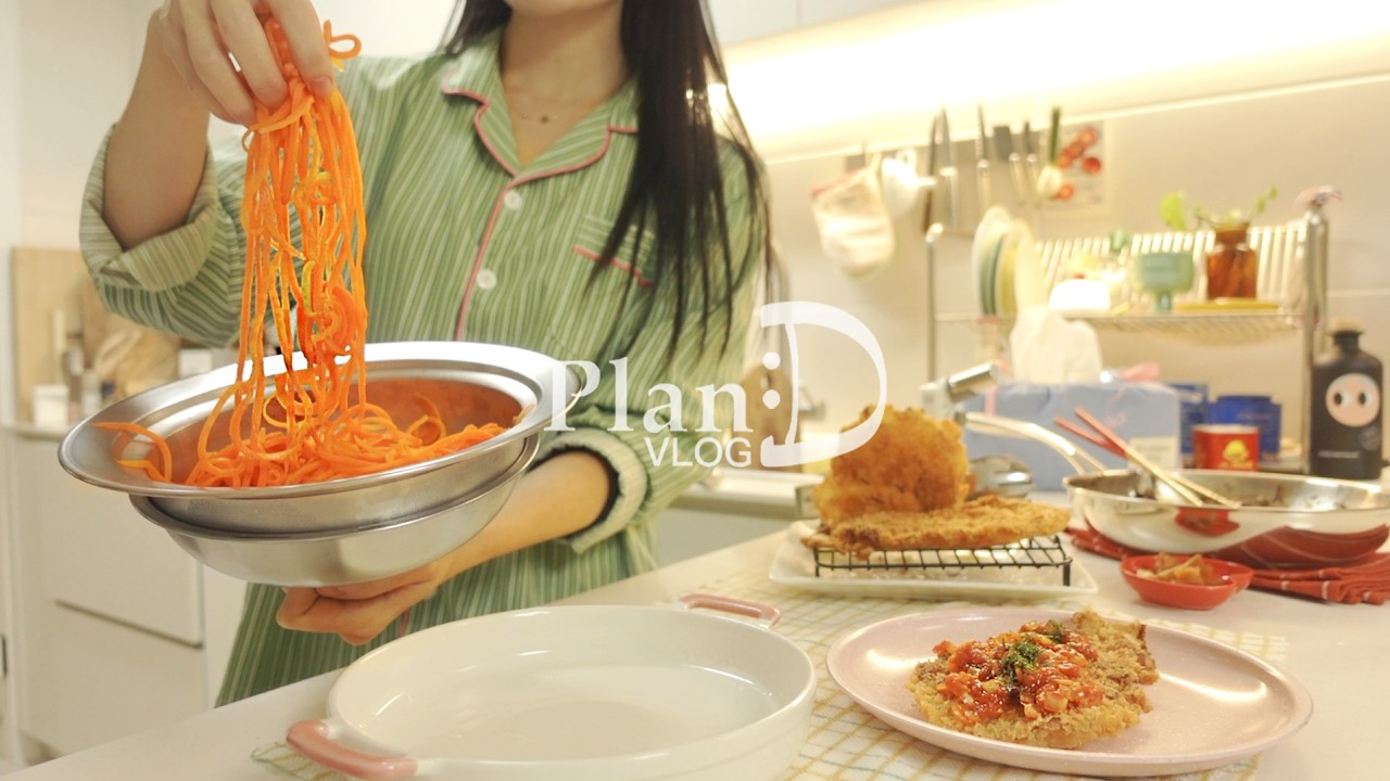 Шью себе пижаму, морковный чачжан, кацу с креветками и сыром бэчу, американо с зефиром и много морк