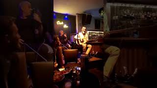 Mal Sahibi Mülk Sahibi Hani Bunun Ilk Sahibi Malda Yalan Mülkte Yalan Var Birazda Sen Oyalan