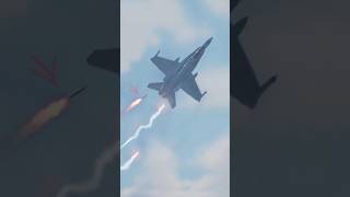 F/A-18 Pilot Executes Perfect Escape From Rapid Missile