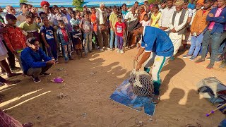 Madari ka khel || देखते ही देखते बच्चा हुआ ग़ायब और बन गया साँप || Road side magic show