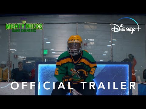 Lauren Graham - Promotional Photo of The Mighty Ducks: Game Changers  (Season 2) 2022