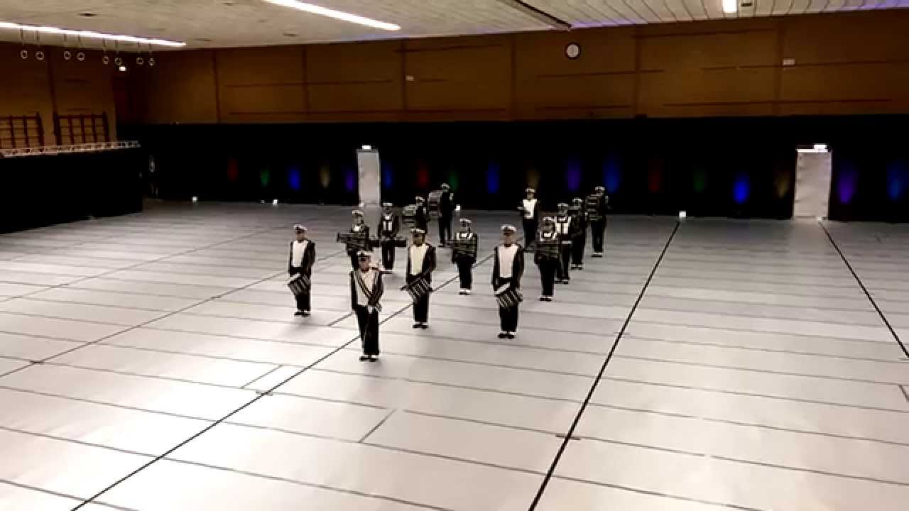 Drumband Heelsum tijdens Taptoe Renkum 2014
