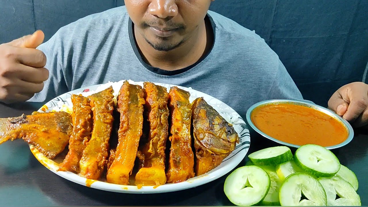Flounder Fish1.5 KG Fish masala curry , Salad with Rice Eating show