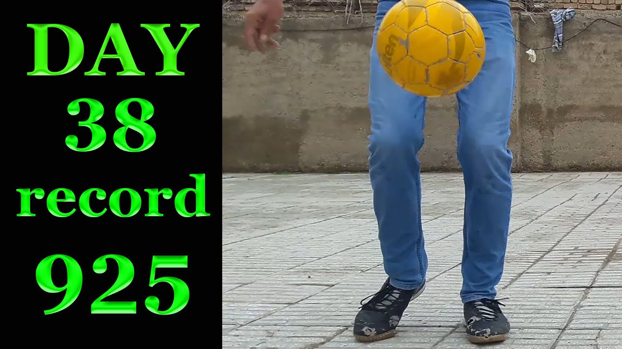 DAY 38 juggle the ball record 925 YouTube