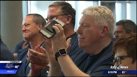 Lockette reuintes with paramedics who saved his life