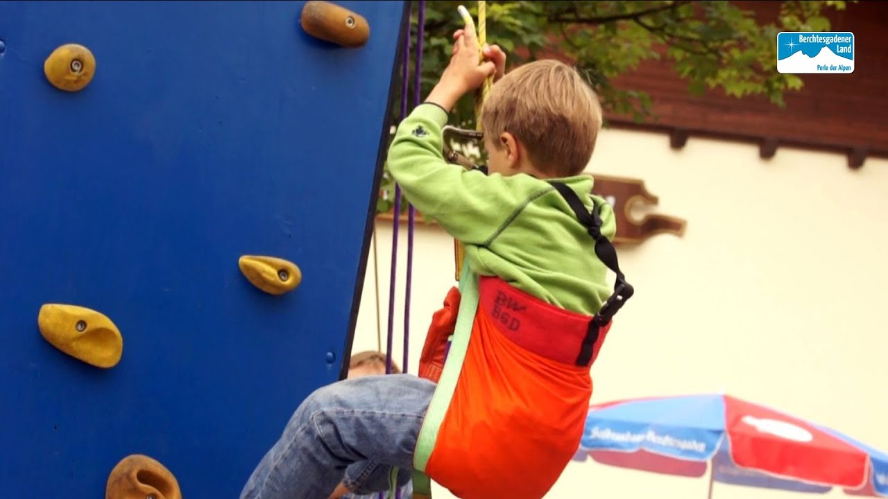 Kinder klettern in Bayern: Klettersteigtage am Königssee