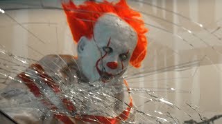 Scary Clown Attacks as Pennywise From It and Breaks Windshield!