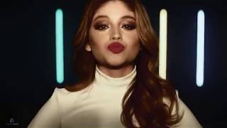 Karol Sevilla si Dany Martins-A Bailar