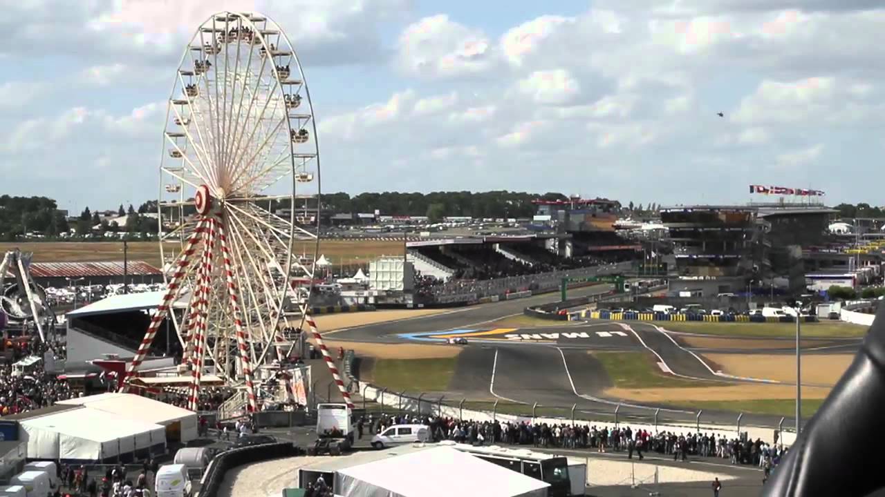 The Checkered Flag - Nissan at Le Mans 24h - YouTube