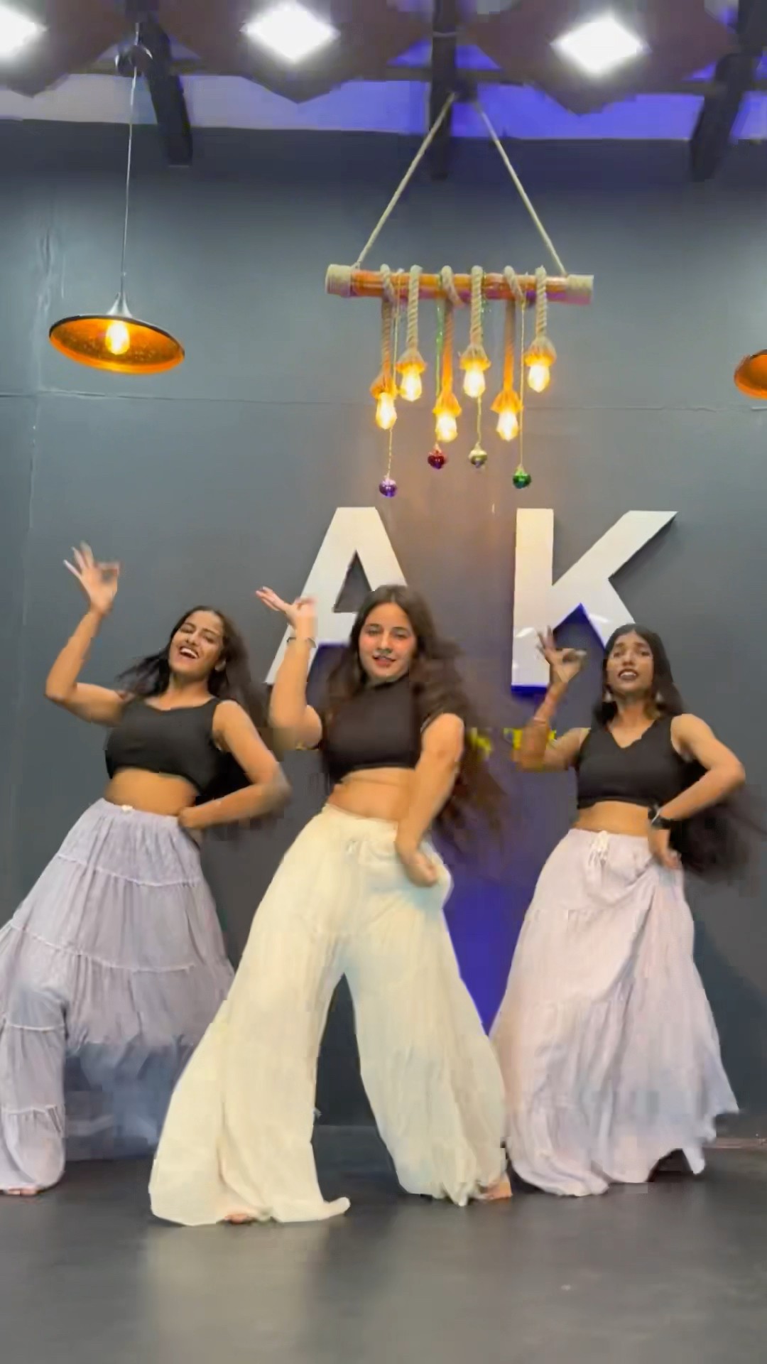 Kabootri❤️ #dance #youtube #ytshorts #trending #viralvideo #trio #upneetkaur