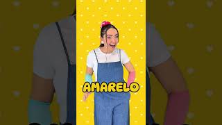 Rosa, Amarelo E Azul Com O Balao Mágico Que Estoura E Pinta Tudo.