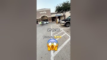 This man hit a car with shopping carts and left his friends in shock 😱