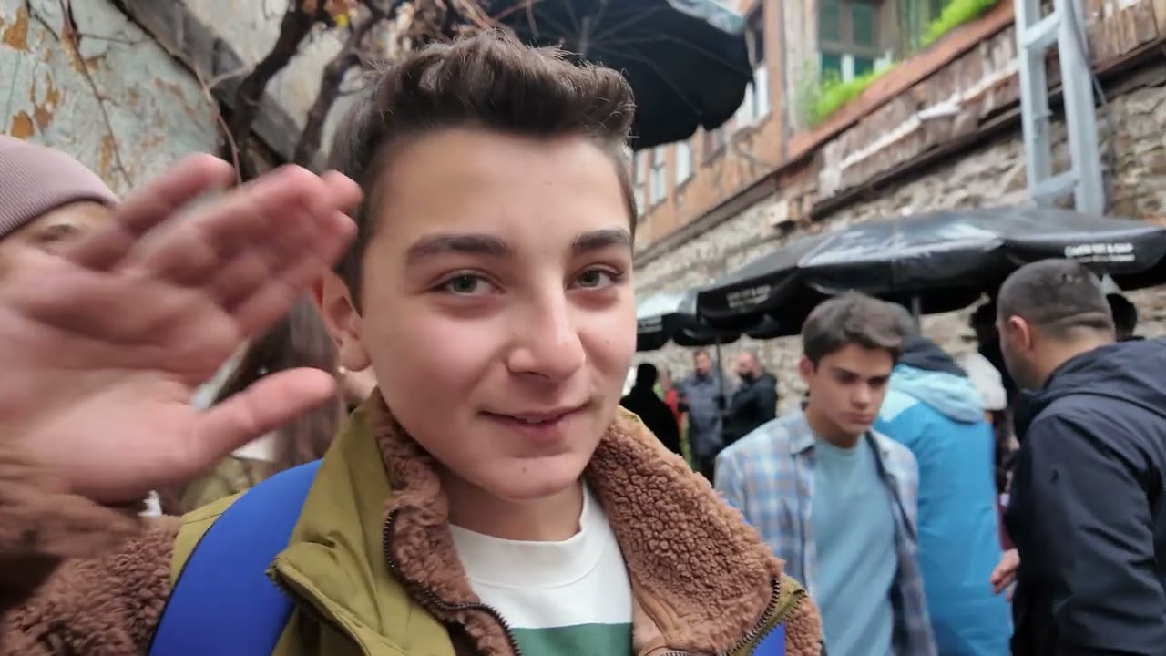 Kod Adı Kırlangıç Setinde Bir Gün | Aslan’ın kayıp kardeşini arıyoruz!