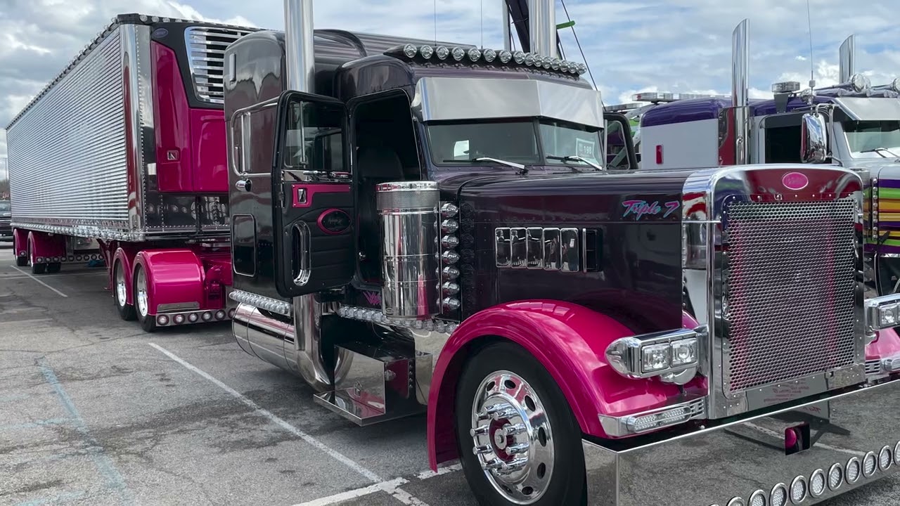 Midnight Special': Josh Van Wagoner's 1998 Peterbilt 379 - YouTube