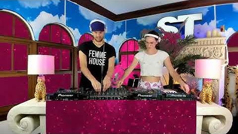 day245 2020 11 12 - SOFI TUKKER