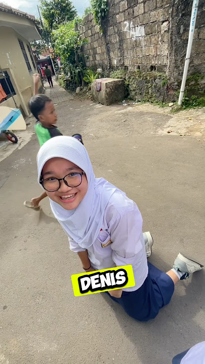 Aditt tolonginn ditt😭😭😭 #masasekolah #denis #aditsopojarwo (sc.@luserpremium)
