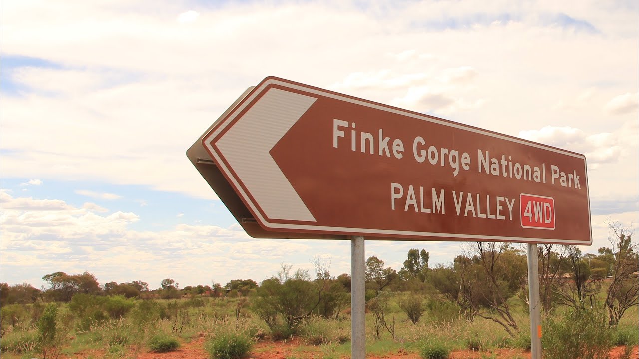 4wd Palm Valley Finke Gorge NT 