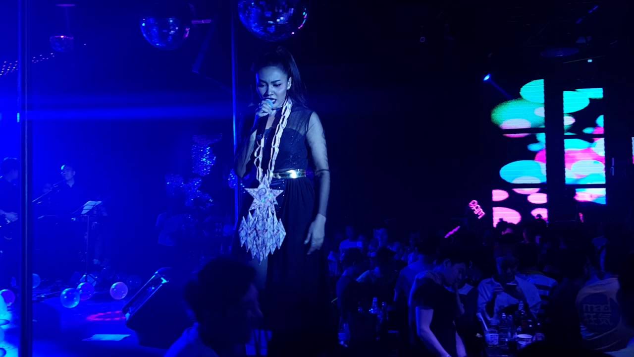 แก้ม- สิ่งของ @Fake Club The Next Gen