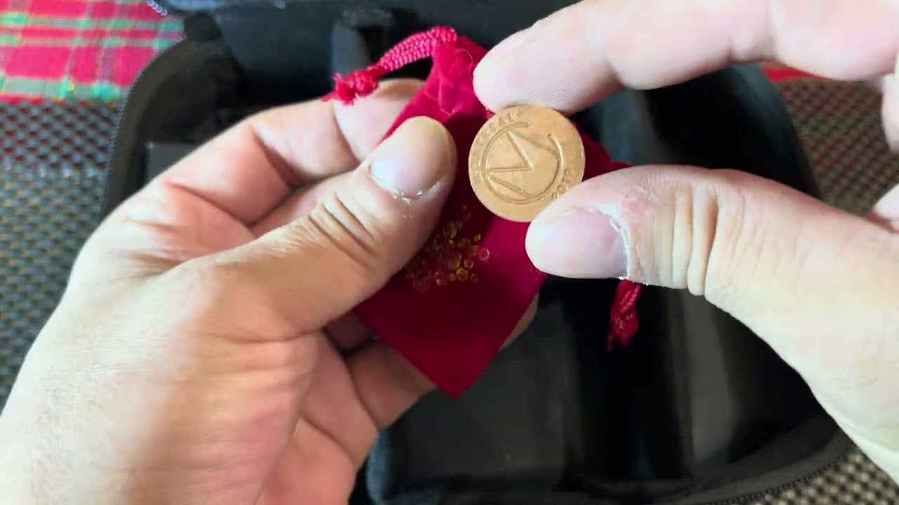 Подарок на день рождения от друга — серебряная монета «Древо жизни» Королевского монетного двора ...