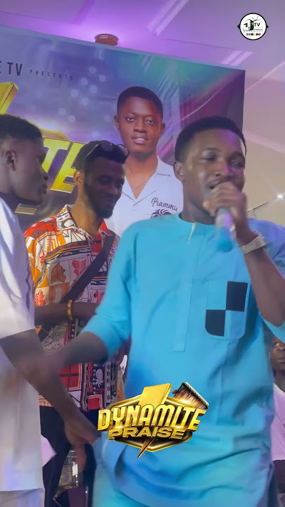 Dynamite praise with @oshokolawole #gospelmusic #concert #live #livemusical #de_dynamite_tv