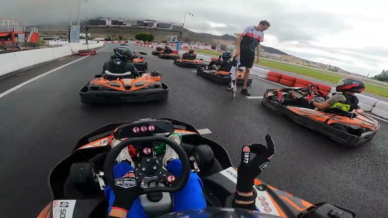 ⛈️NOS MOJAMOS⛈️. CARRERA con LUVIA, 1a División CanaryKarting 19/10/2025. INCREÍBLE FINAL, LAZO x2💪