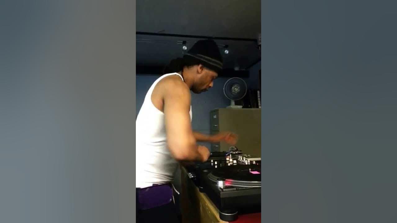 dj wizz the waxxkutta scratching Rock The Bells YouTube