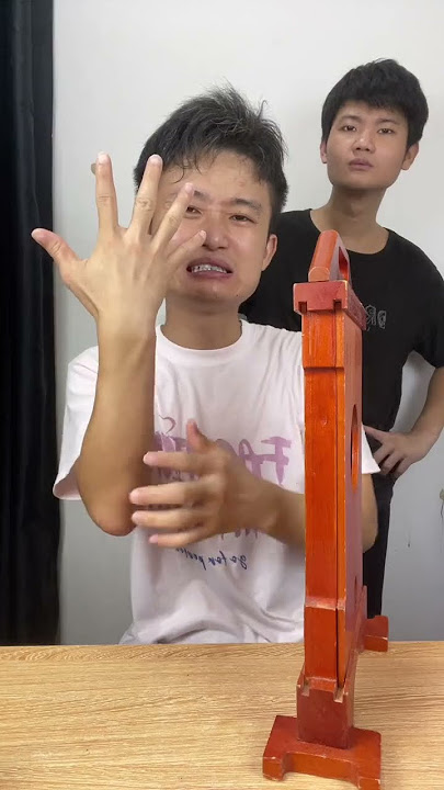 Ingenious magician master of magic tricks and entertaining video tricks #54