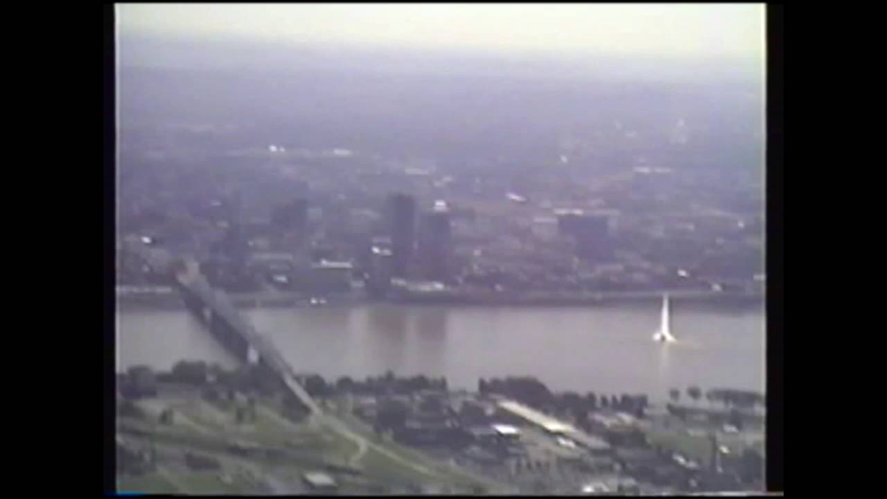 Lousiville, KY and the Ohio River 1989. - YouTube