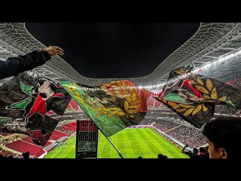     إحتفال جمهور الجيش الملكي بالملعب الجديد مولاي عبد الله