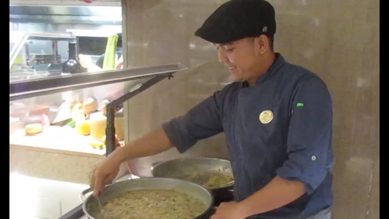 Mushroom Risotto Cooking For World Cruise 2023