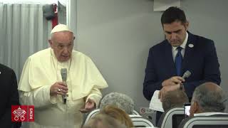 Pope Francis' in-flight press briefing en route from Panama: integral video 2019.01.27