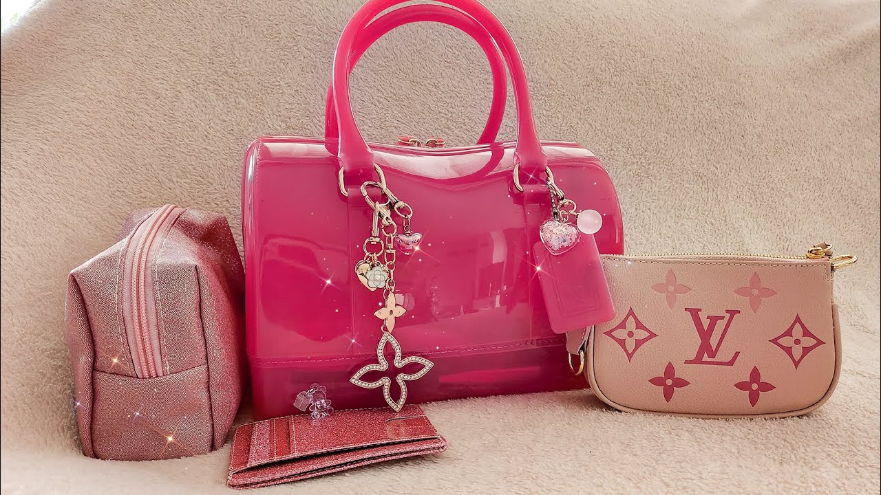 What's in my Pink jelly handbag/Candy bag dupe from  