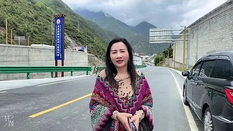 自駕游營地遇到窮游美女，兩人決定一起同行，願彼此都開心 - 天天要聞