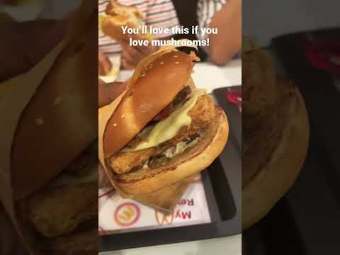 McDonald S Signature Mushroom Chicken Burger Dubai Uae Mcdonalds