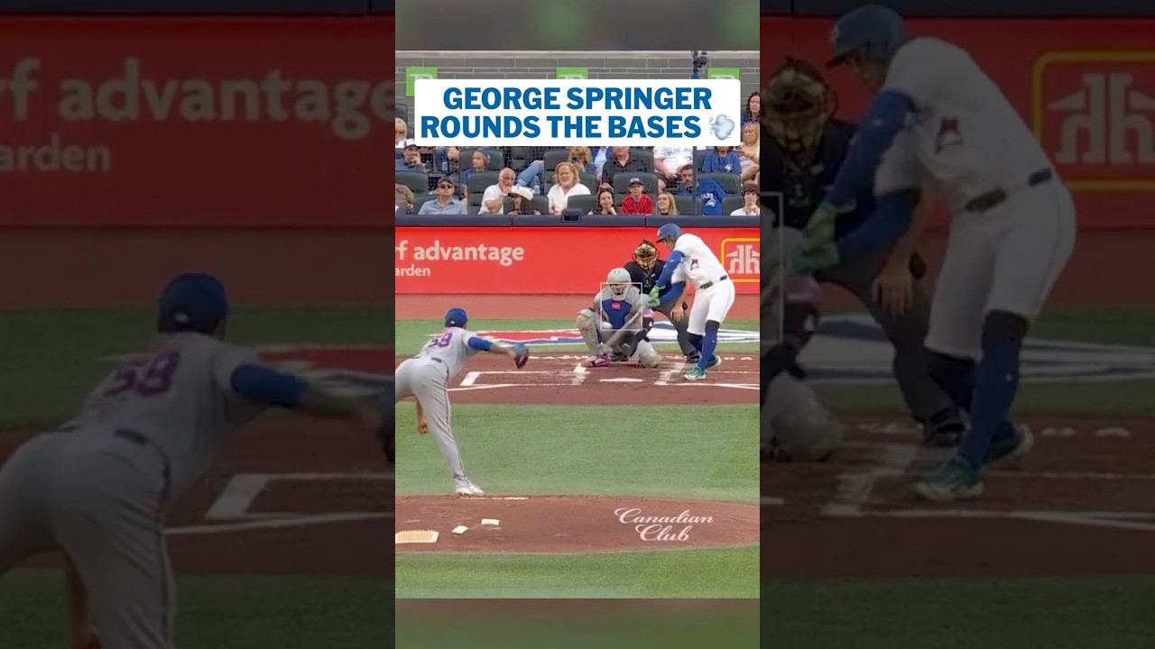 George Springer raced around the bases in Toronto 😳