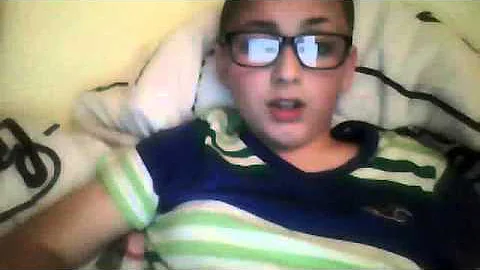 Webcam video from 9 April 2014 22:04