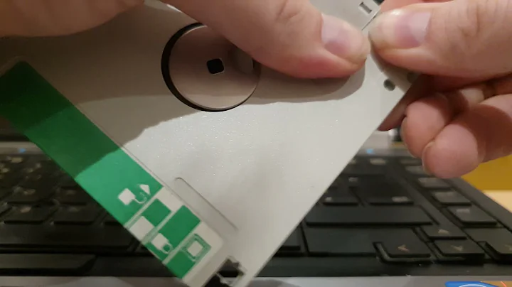 How To Remove And Replace The Inner 3.5" Floppy Disk & Metal Shutter Without Ruining Them! 💾