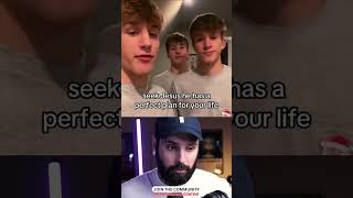 Triplets Read the Bible