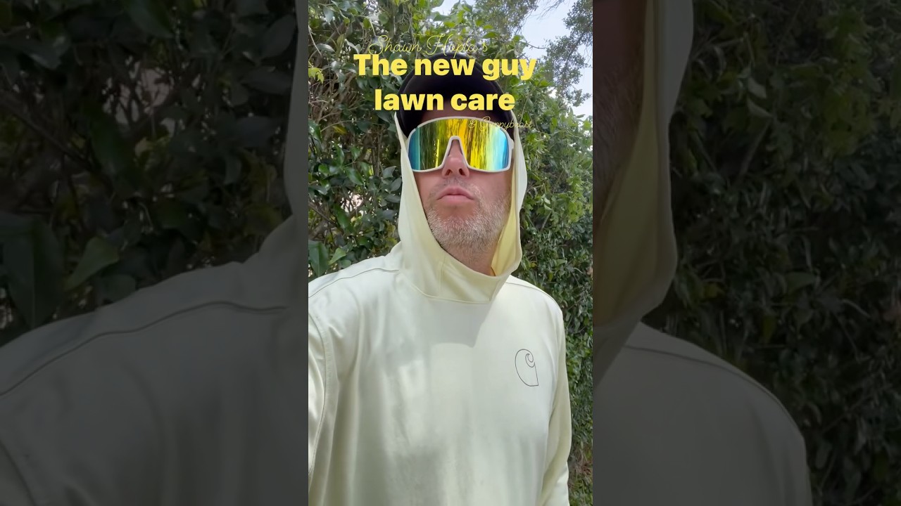 Getting popular on the hedges #lawn The new guy #lawncare