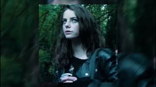 KREZUS, Surreal_dvd - Skins (Sped Up   Reverb)