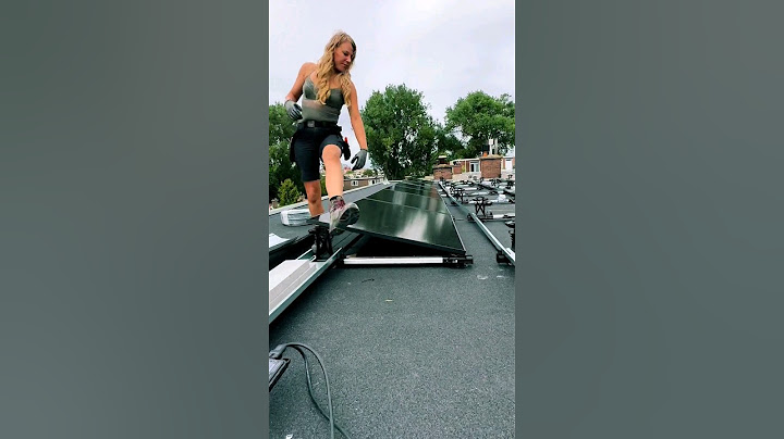 Beeindruckende Flachdach #Solar Installation 😱💪 - Abonniere für mehr! ☀️